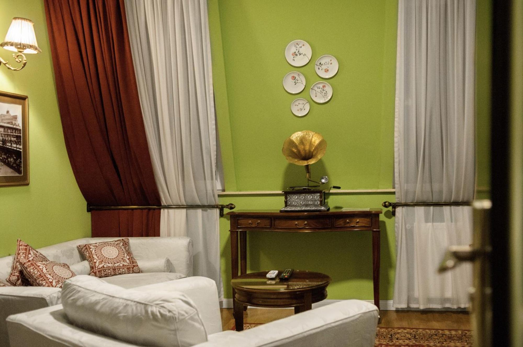טביליסי Prestige Palace - Esquisse Hotel חדר תמונה