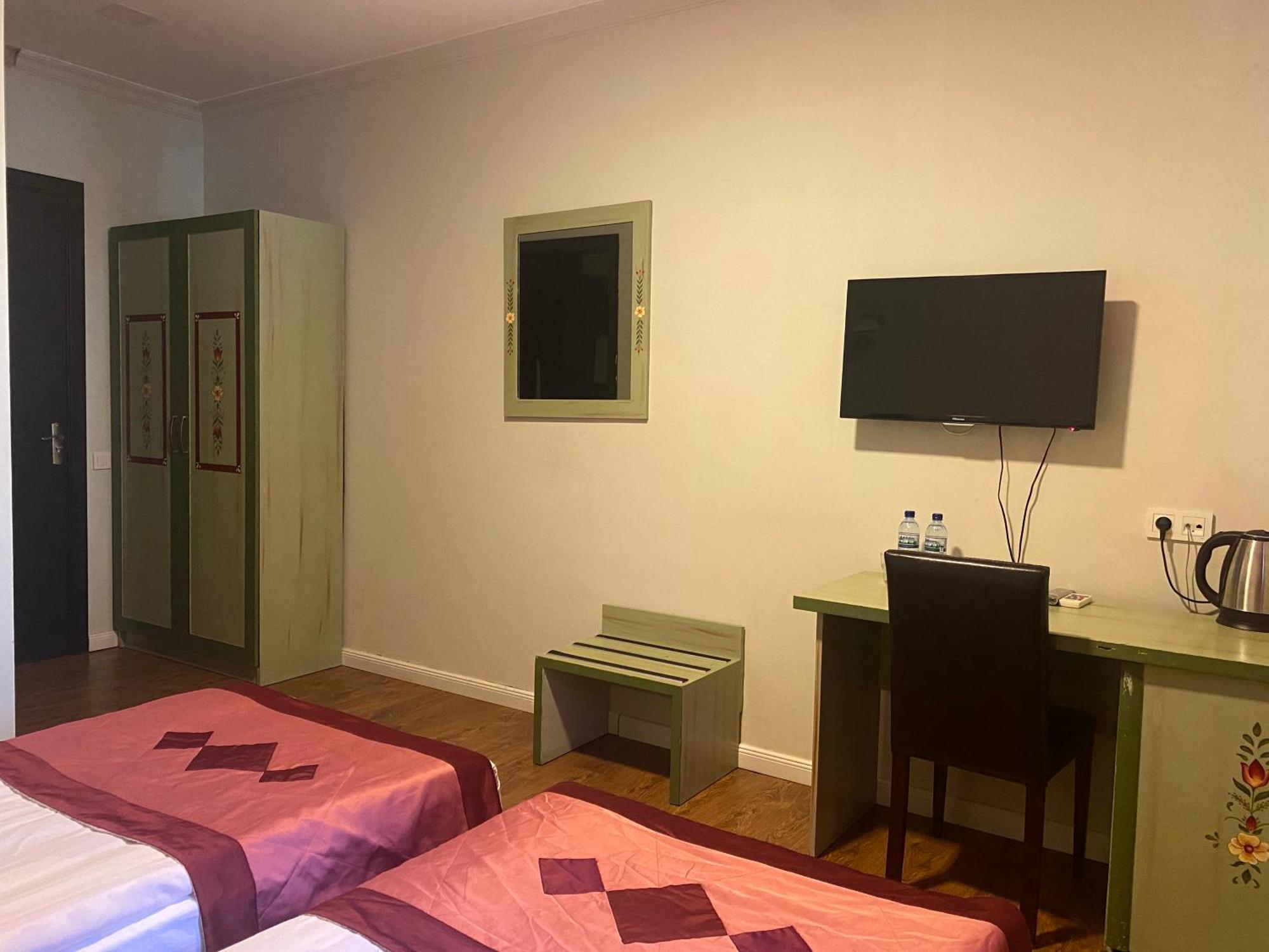 טביליסי Prestige Palace - Esquisse Hotel חדר תמונה